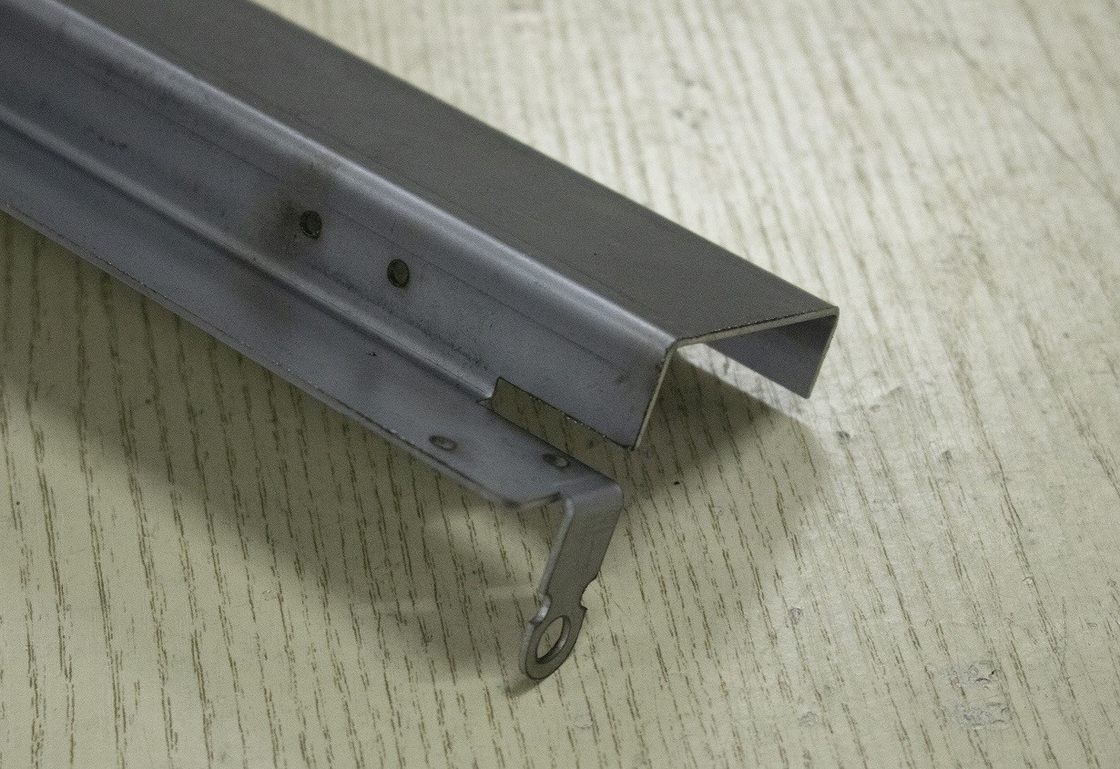 Lembar pintu perapian Fitting logam aluminium Hardware perabotan khusus untuk rumah modern